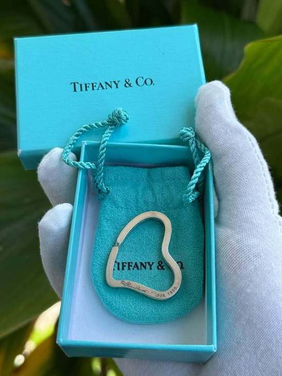 TIFFANY&CO. Silver 925 Elsa Peretti Open Heart Key Ring Authentic - Picture 2 of 12
